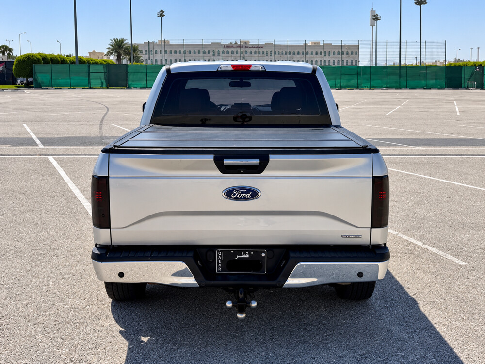 2015 FORD F150 5.0L V8 4 Door - 5