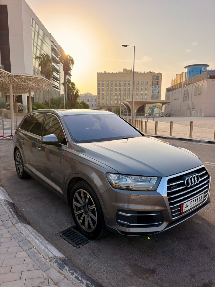 Audi Q7 45 Perfect Condition - 9