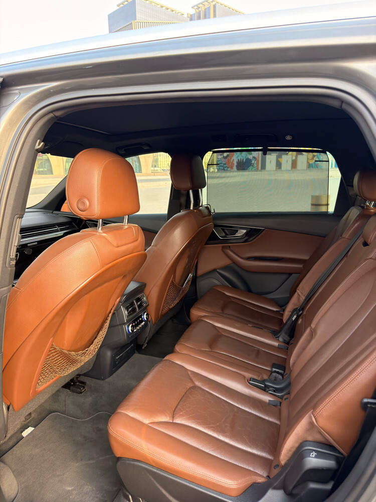 Audi Q7 45 Perfect Condition - 5
