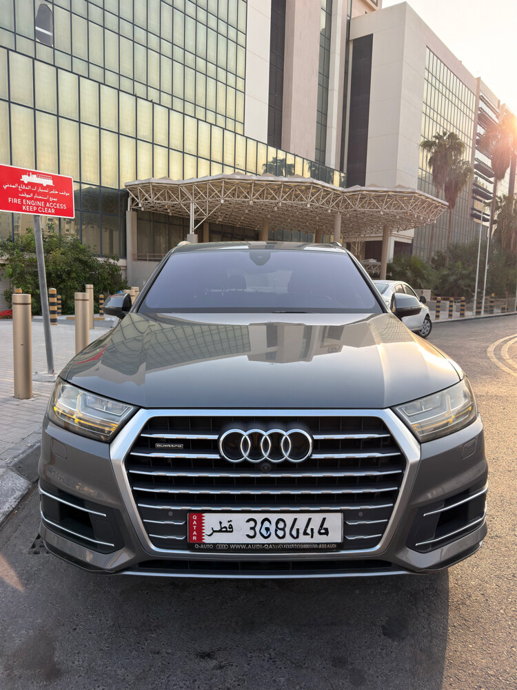 Audi Q7 45 Perfect Condition - 2