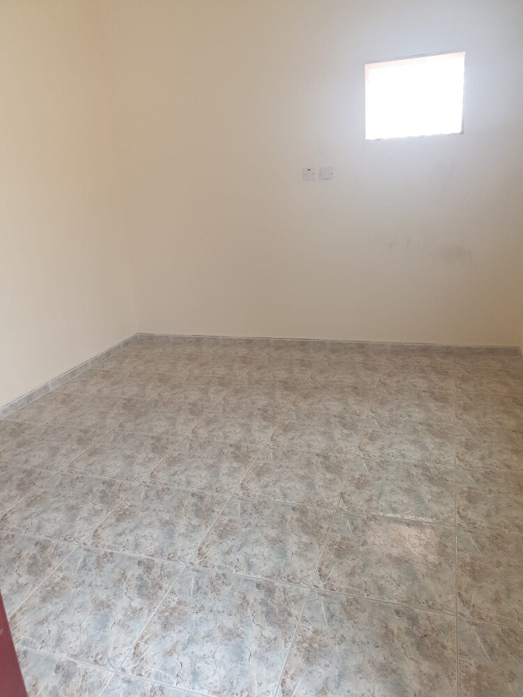 عمارة للبيع في ام غولينا - 7