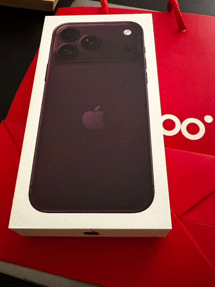 IPhone 18 Pro Max 256gb Arabic - 1
