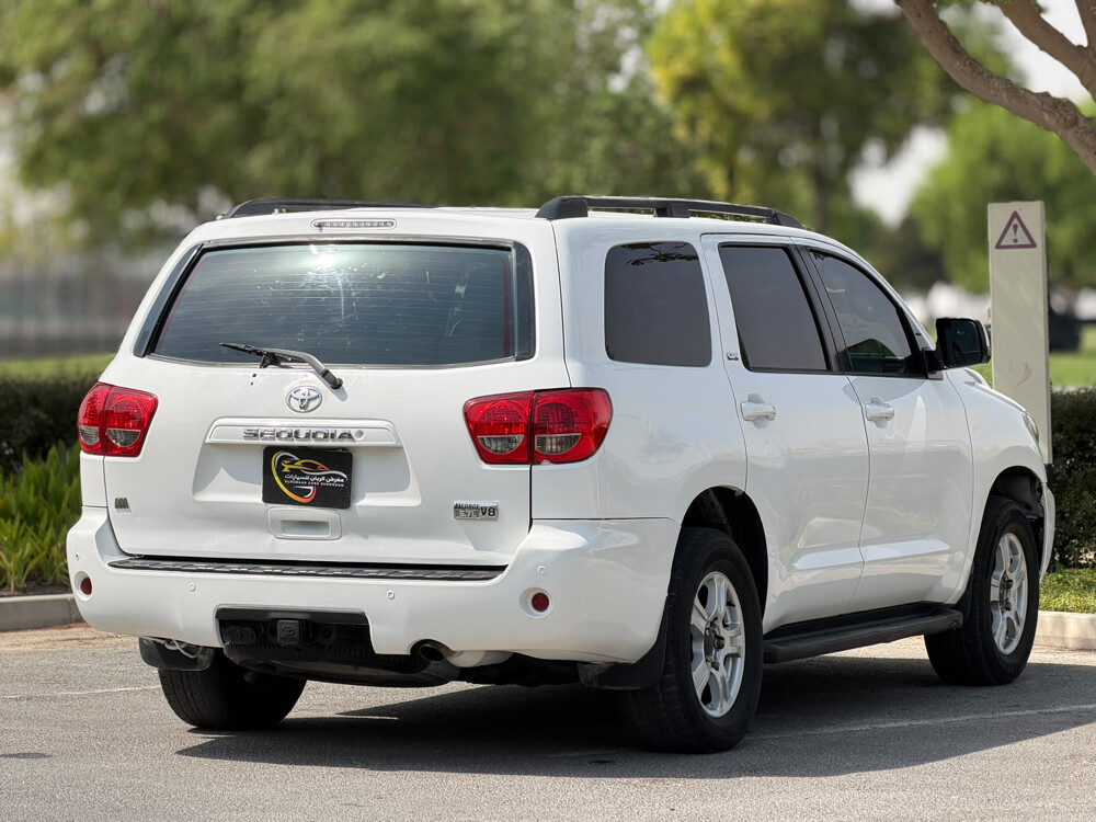 Toyota Sequoia full option  - 3