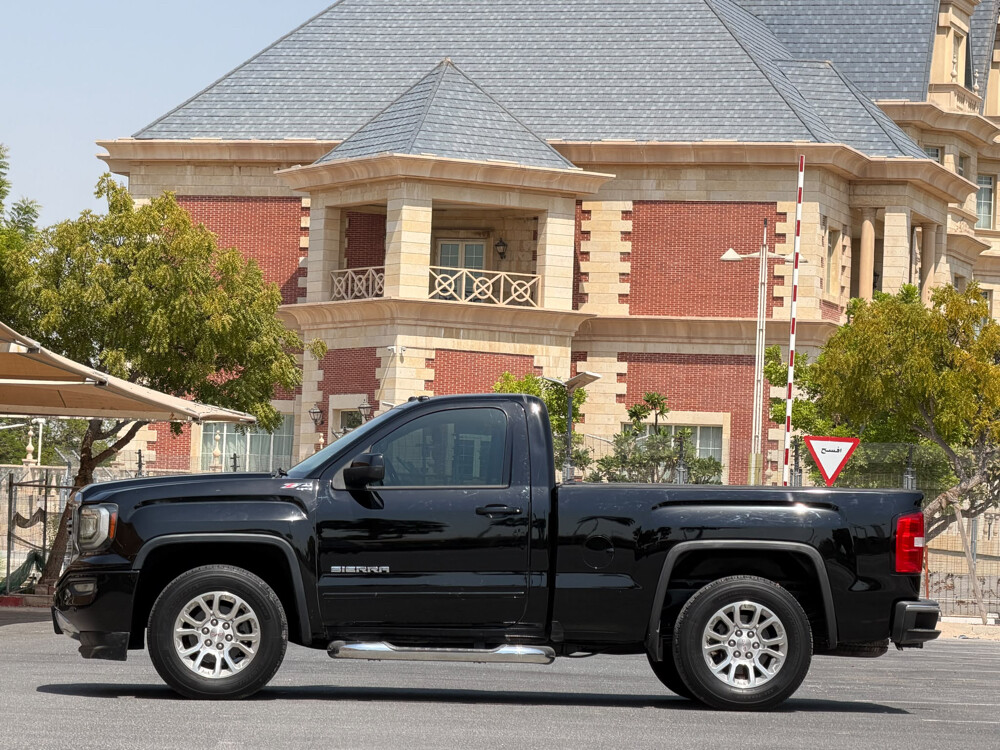GMC Sierra - 7