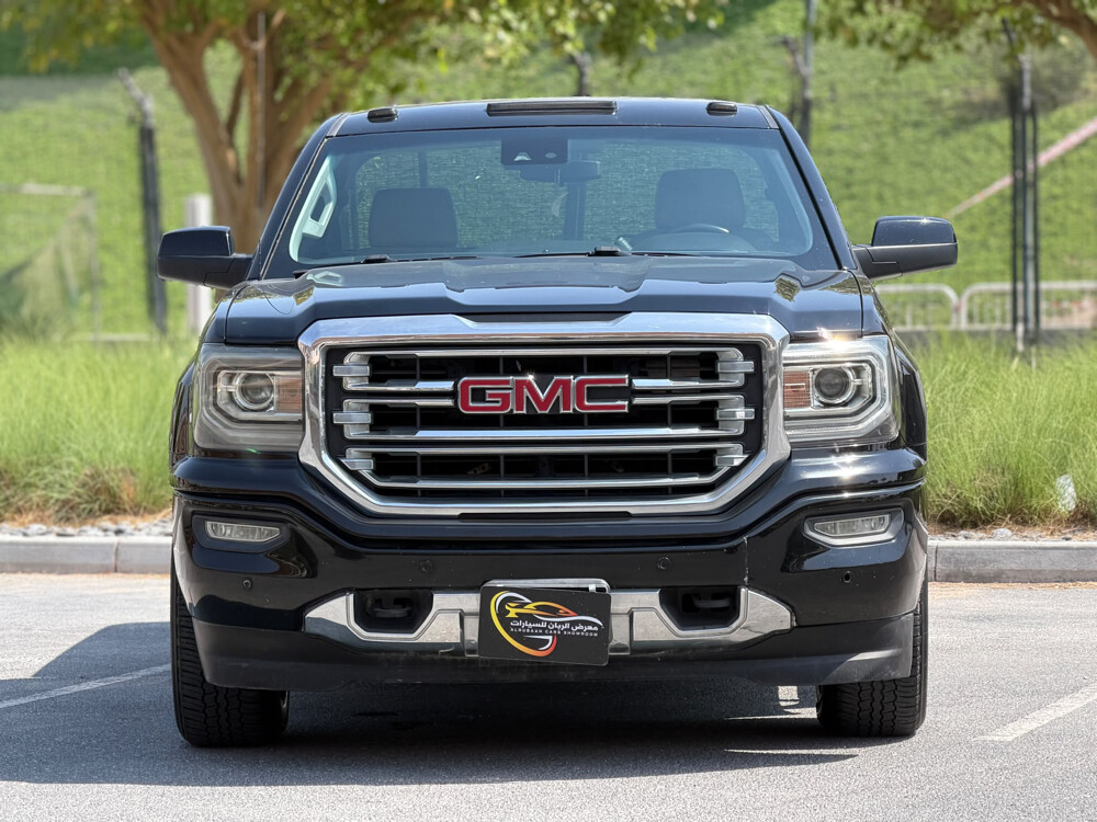 GMC Sierra - 2