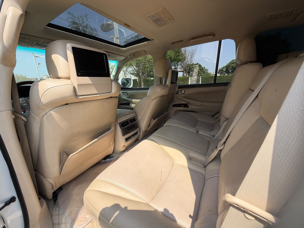 Lexus LX 570 s - 12