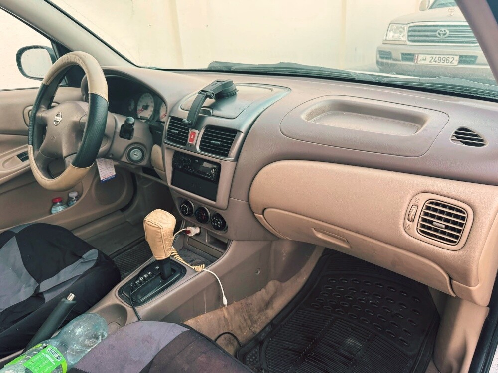 Nissan sunny Japan - 5