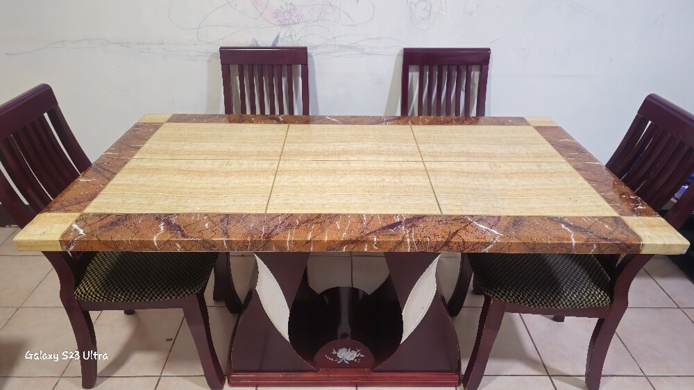 6-Seater Dining Table (Marble Top D - 3
