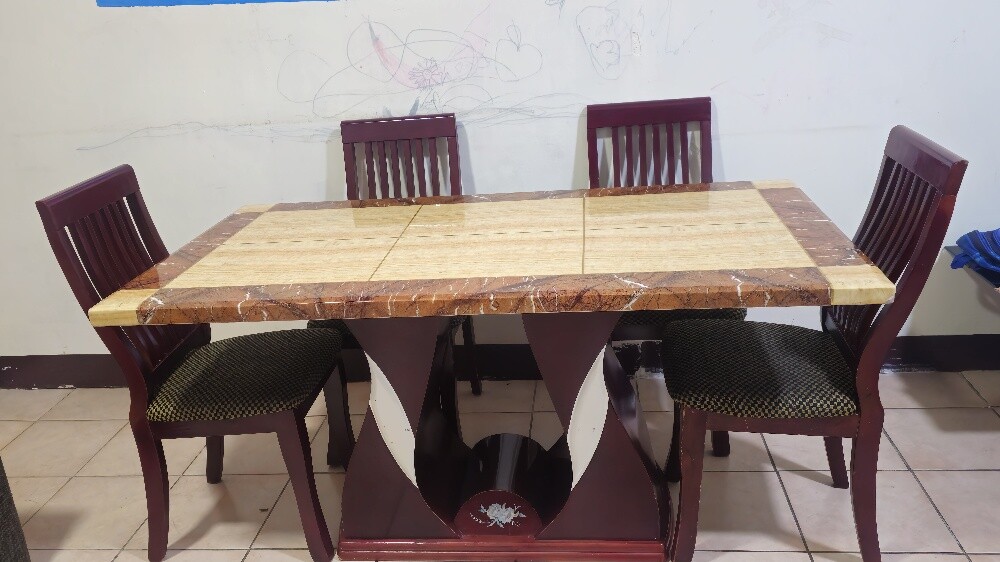 6-Seater Dining Table (Marble Top D - 1