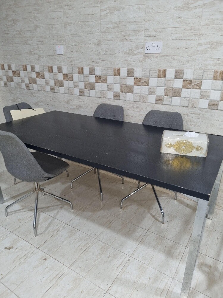 طقم كنب مع طاولة سفرة - 8