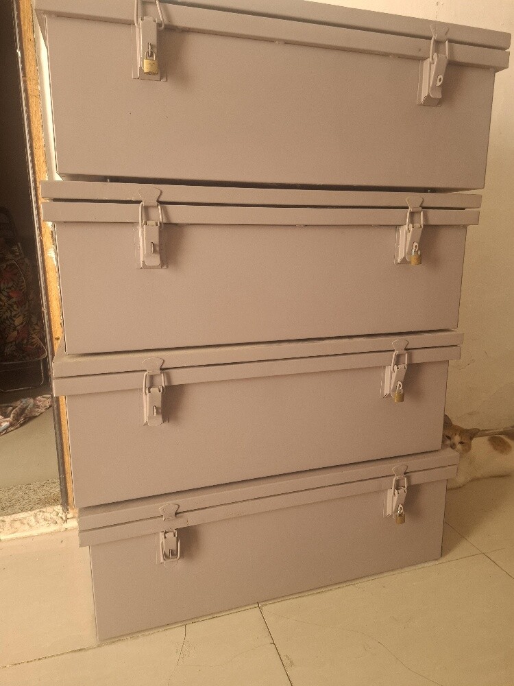 storage box iron - 2
