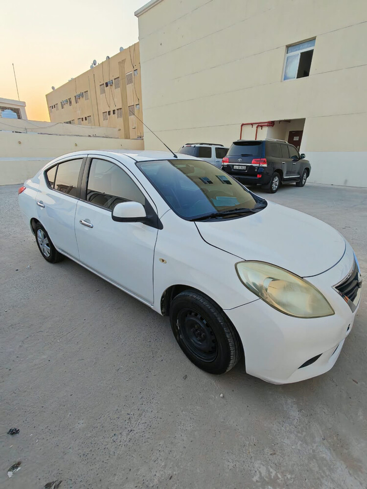 نيسان صني  - 6