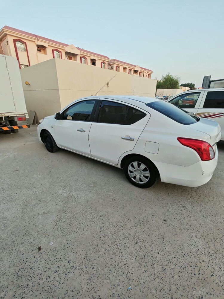 نيسان صني  - 2