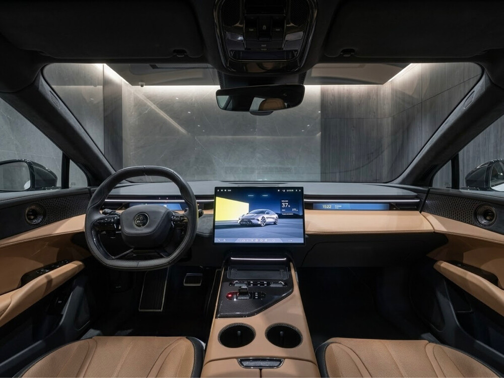 Lotus Emeya 2025 - 7