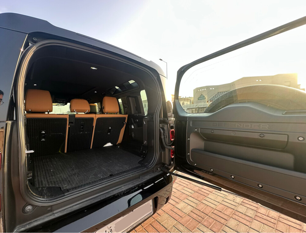 L.R. Defender 110 HSE - 11