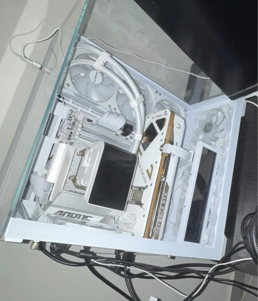 best quilty/looks white 5070ti pc - 2