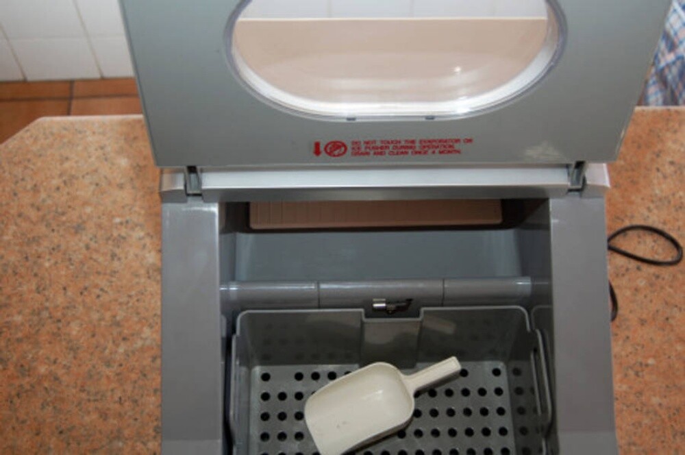 Generalco Ice Maker Machine 15kg/24 - 1