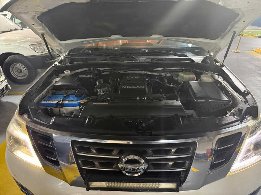 Nissan Patrol - 10