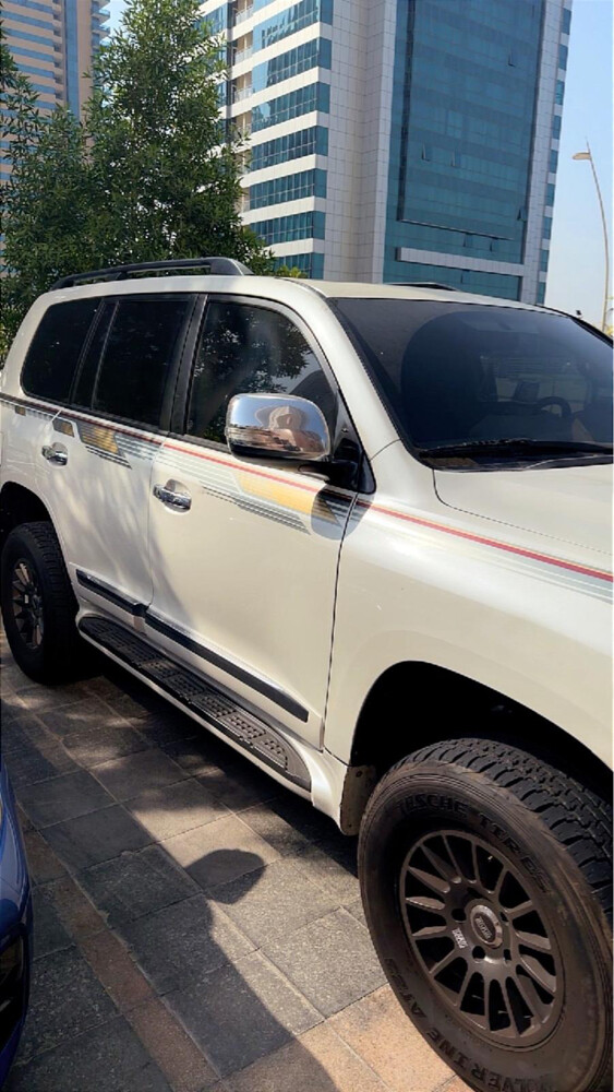 لاندكروزر - 5
