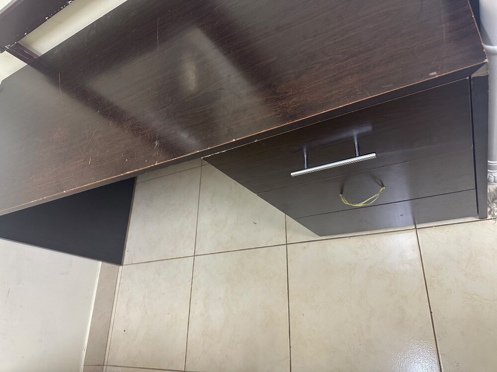 Large office - 8