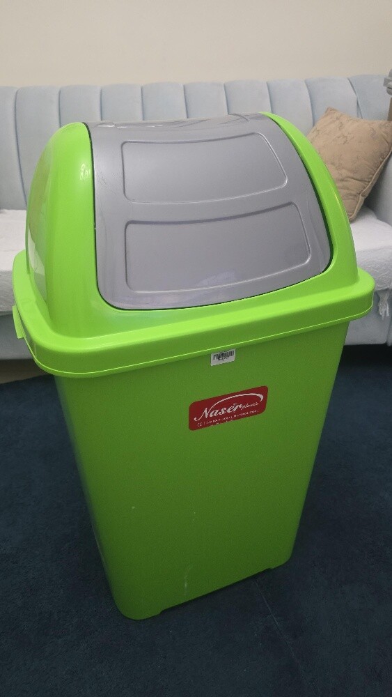 Plastic swing-lid trash bin (New) - 1