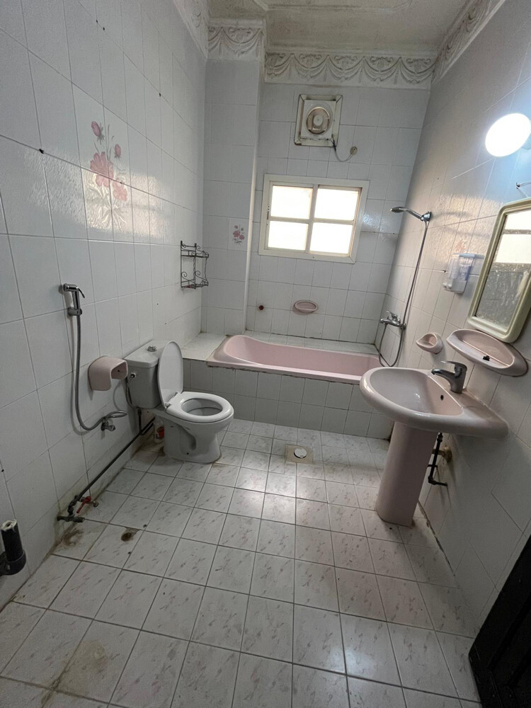 apartment in alkhraytiyat for rent - 3