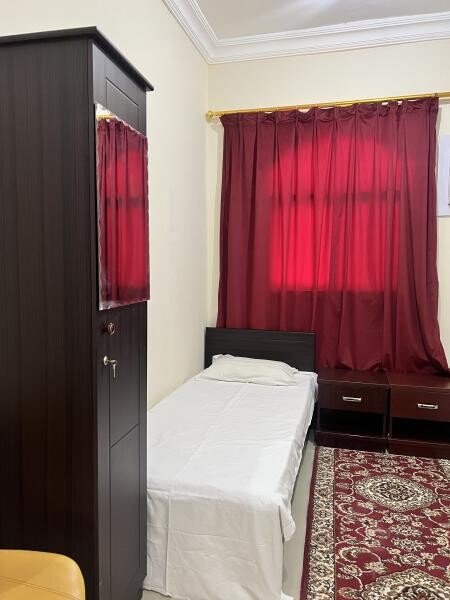 Female Executive Bed Space - 5