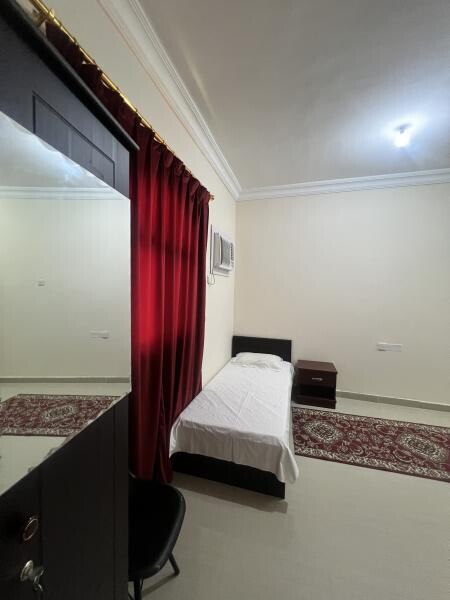 Female Executive Bed Space - 3