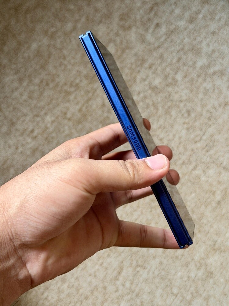 Fold 7 1tb 1024gb - 4