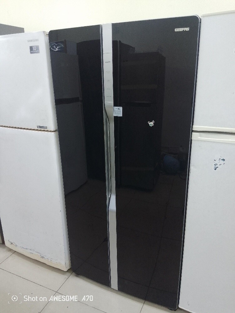 Geepas fridge for sale. - 2