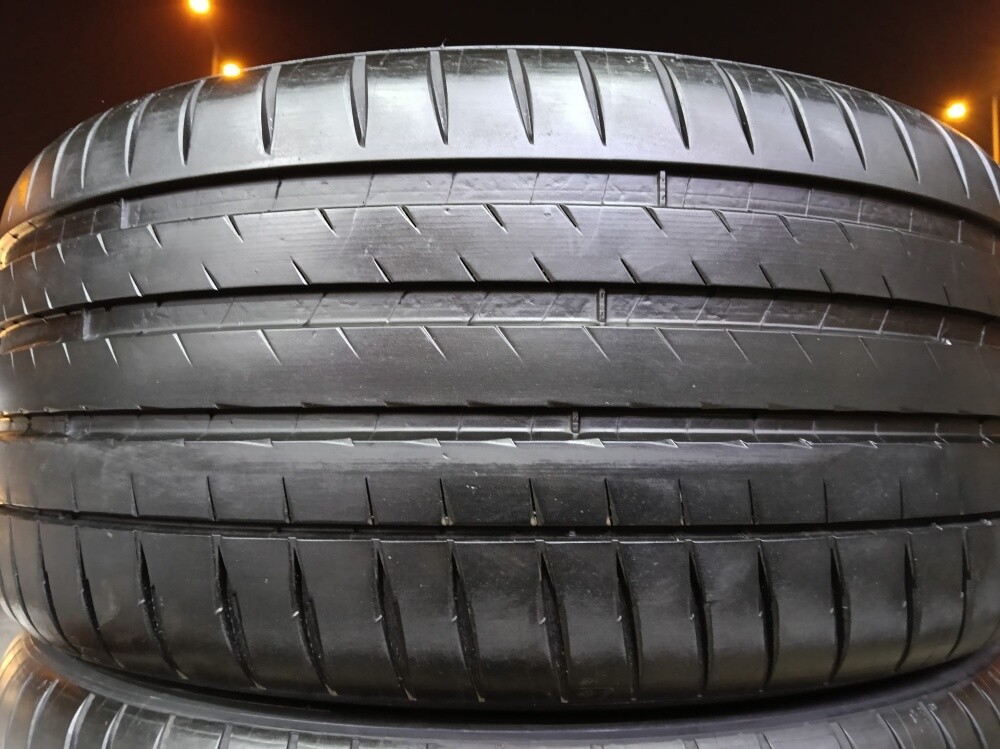 265/40/ZR20.Michelin Brand - 2