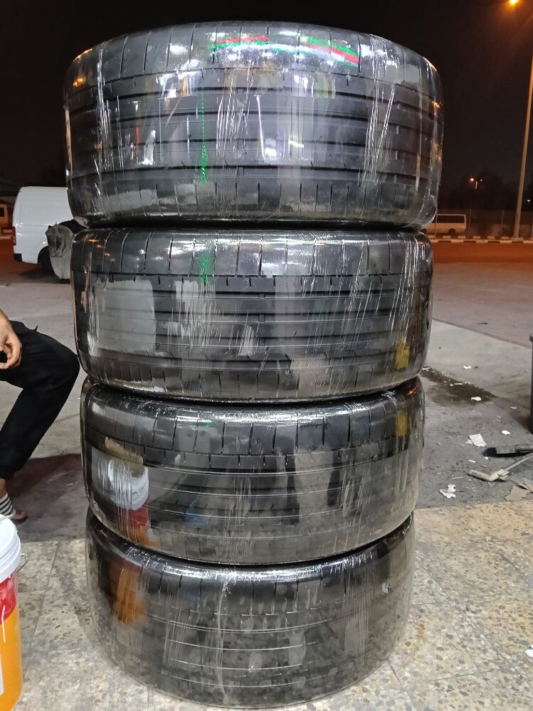 295/35/R23.Continental brand - 8