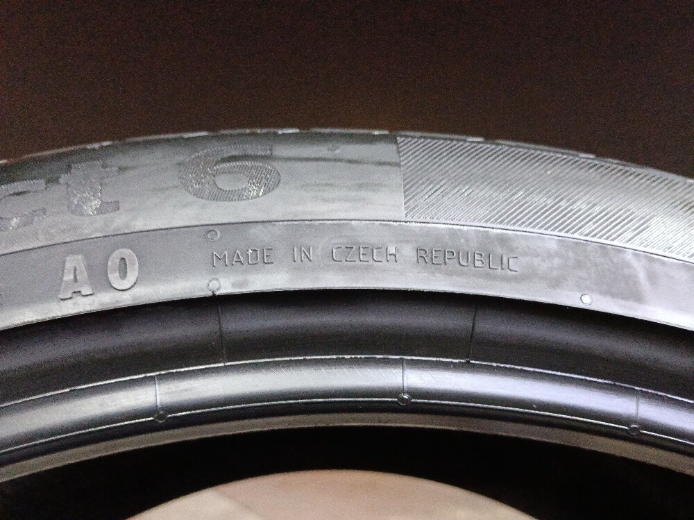 295/35/R23.Continental Brand - 6