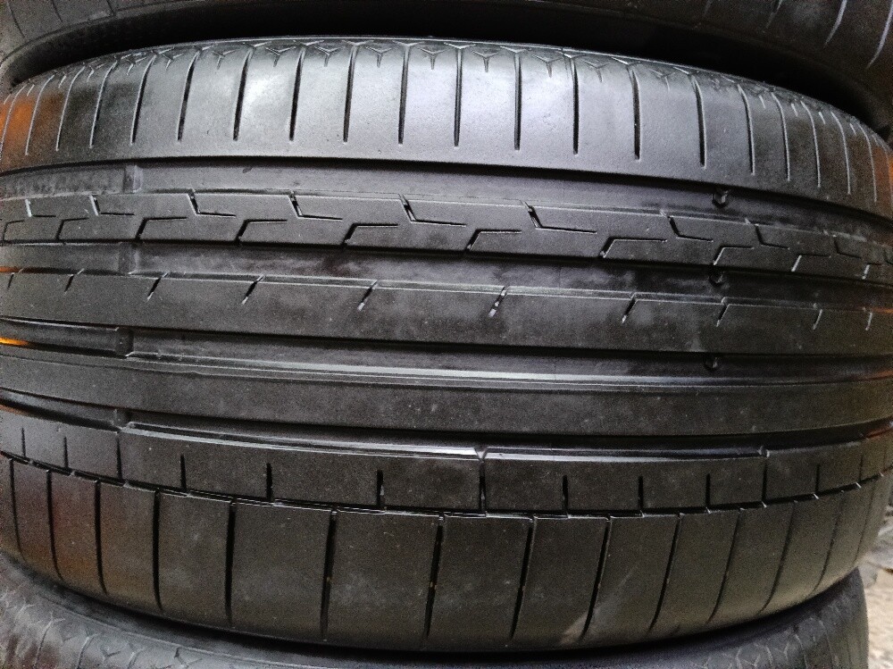 295/35/R23.Continental Brand - 7