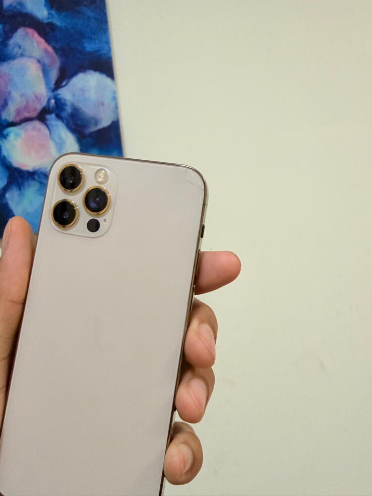 iphone 12pro Gold 256GB same New - 5