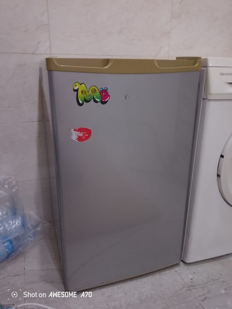 mini size fridge for sell. - 1