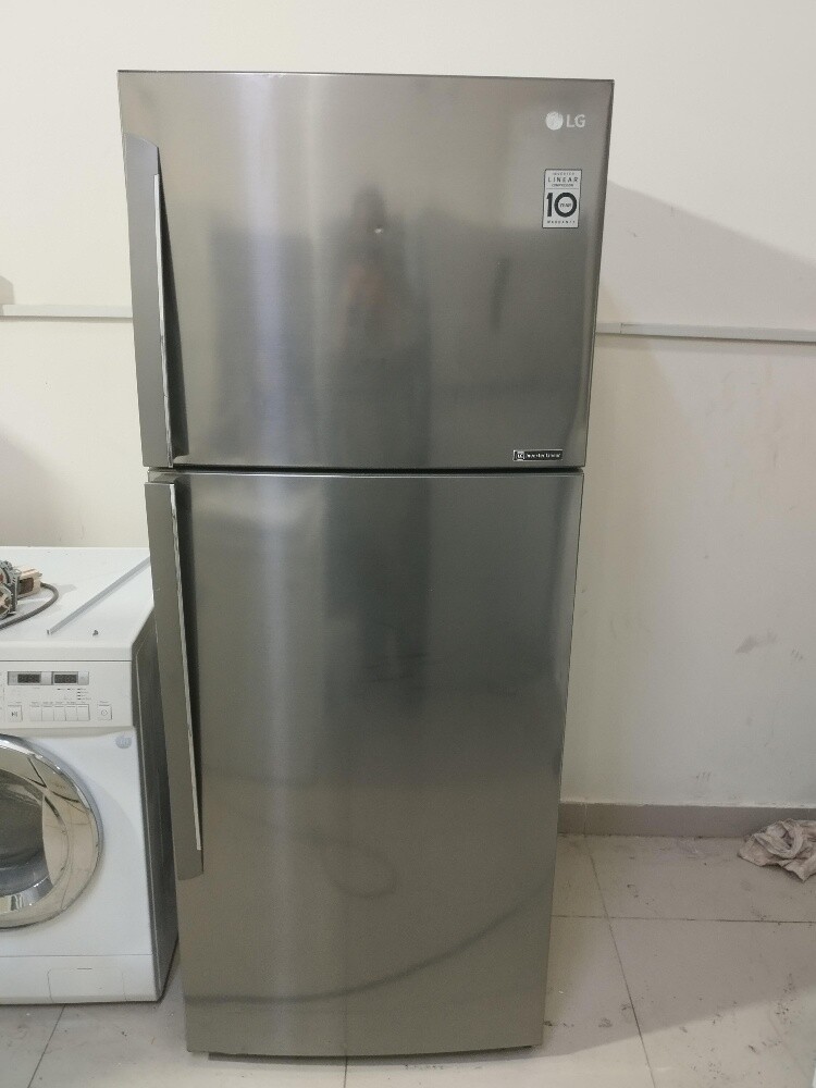 LG like New fridge For sale - 2