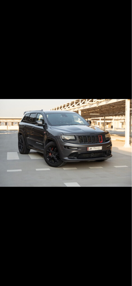 URGENT SALE Jeep Grand Cherokee SRT - 1