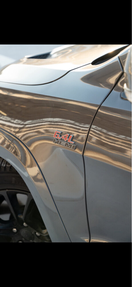URGENT SALE Jeep Grand Cherokee SRT - 4