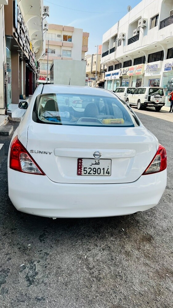 Nissan sunny 2013 70430765 - 2
