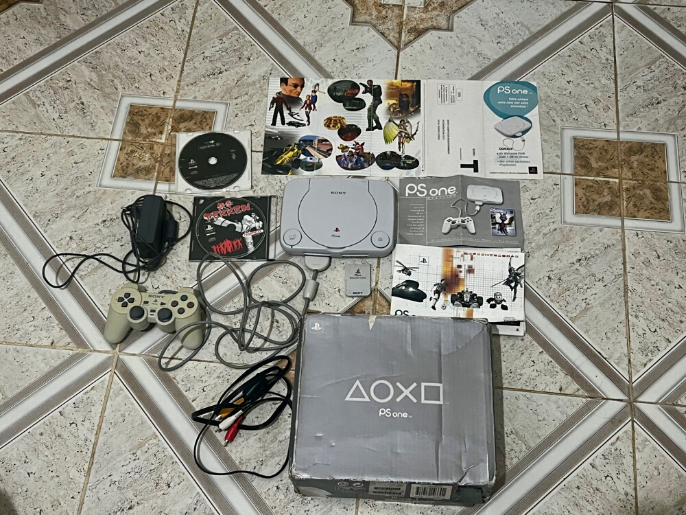 play station1 (PAL) with the box - 4