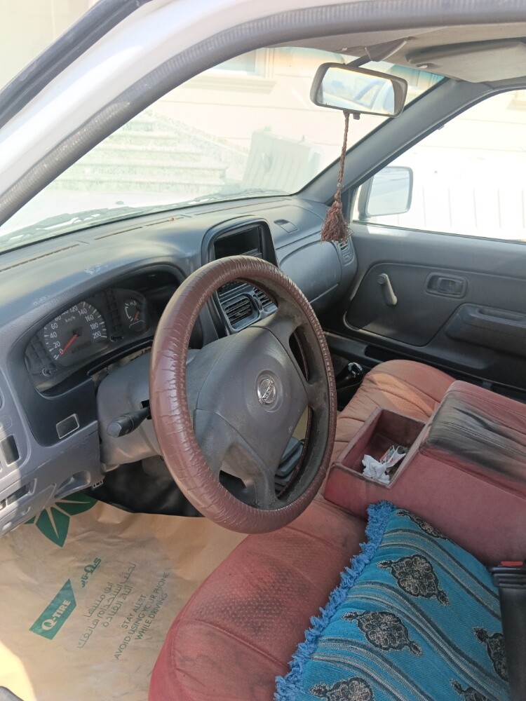 NISSAN PICUP - 9