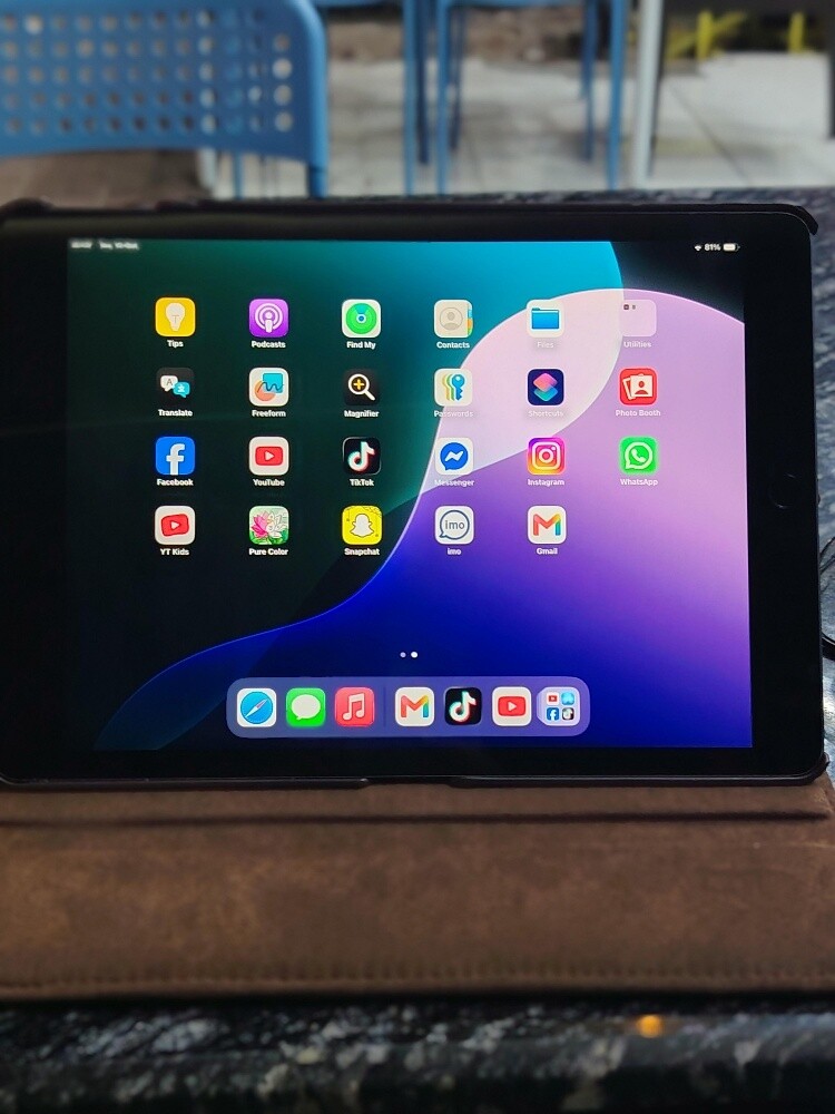 iPad 5 generation 32GB very good - 5