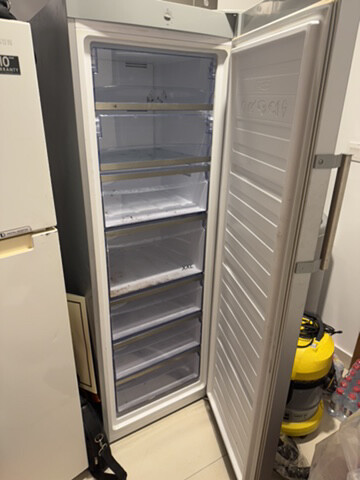 Food freezer - 2
