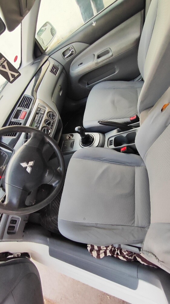 Mitsubishi lancer glx manual car - 8