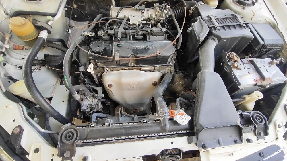 Mitsubishi lancer glx manual car - 10