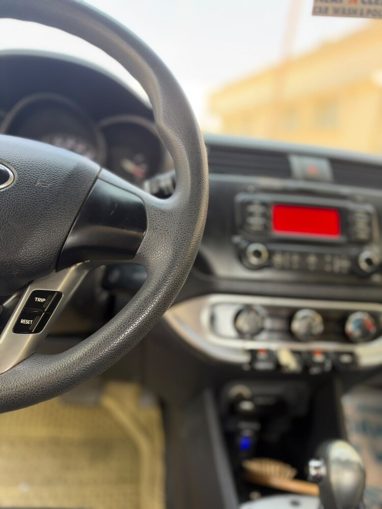 Kia Rio - 9