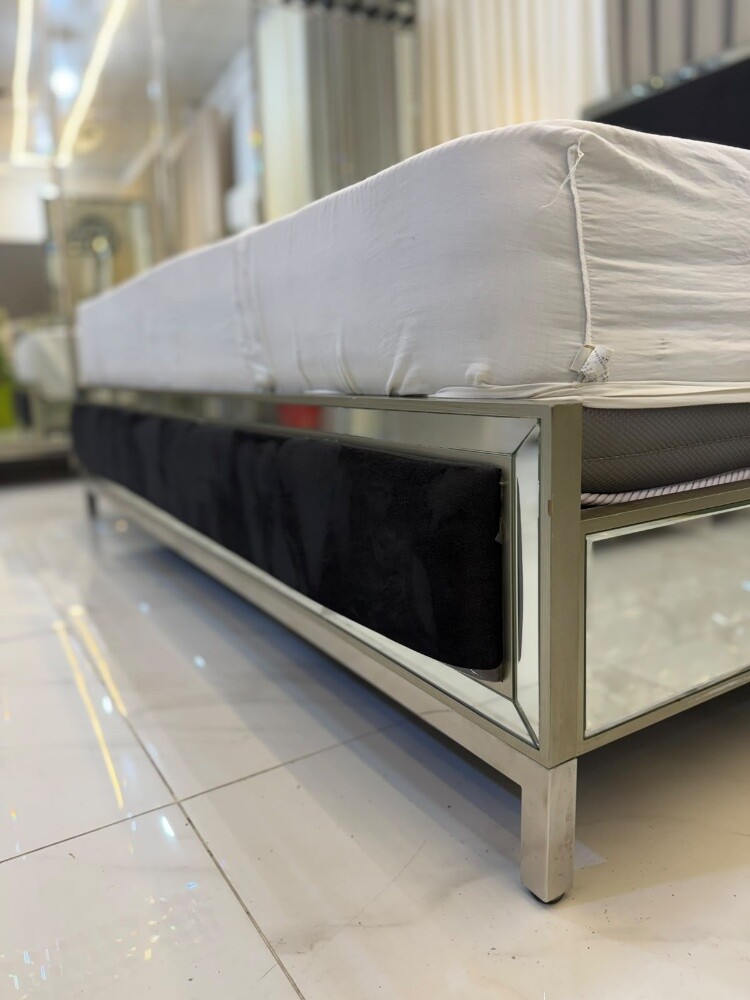 Home Centre Brand Bedroom Set - 3