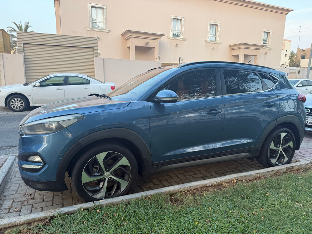 Hyundai Tucson 2016 Full Option - 3