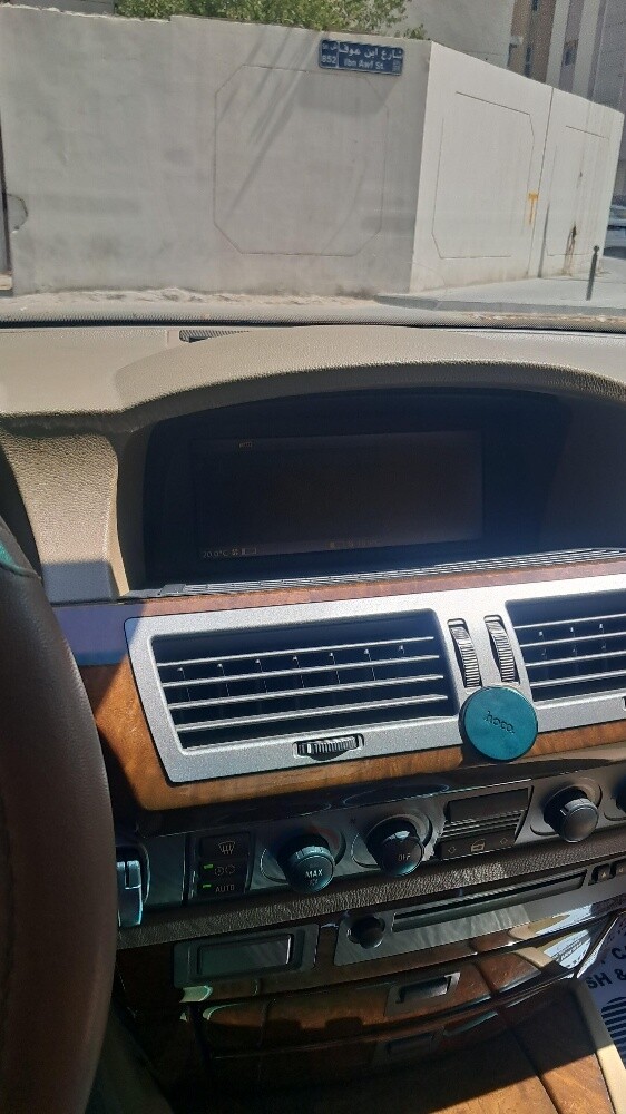 بي ام دبليو ٢٠٠٥  ال اى ٧٣٠ - 2